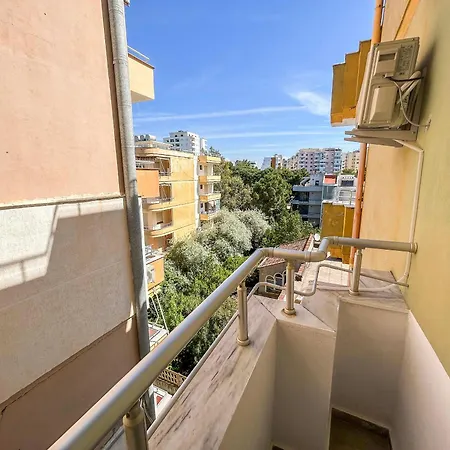 Apartment 1 Bedroom 1019 *