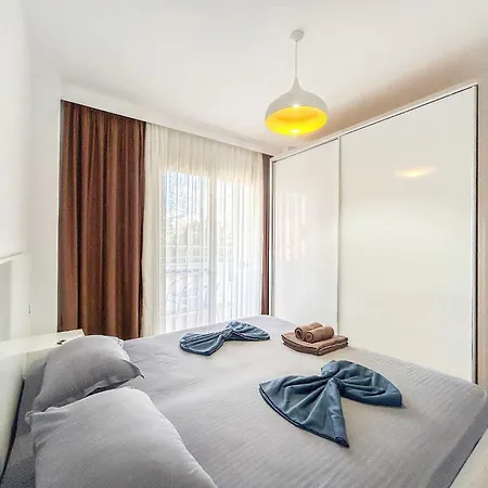 1 Bedroom 1019 Durres