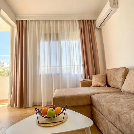 Apartment 1 Bedroom 1019
