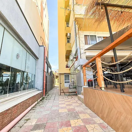 1 Bedroom 1019 Durrës