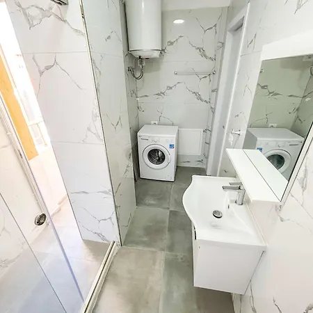1 Bedroom 1019 * Durrës