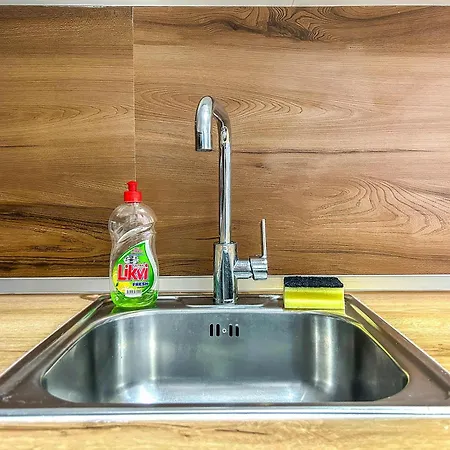 아파트 1 Bedroom 1019 *